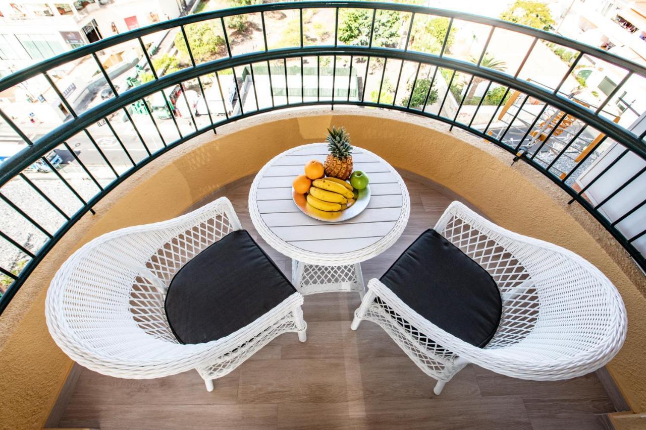 Luxury Apartment Boutique In Torres Del Sol Playa de las Americas  Exterior photo